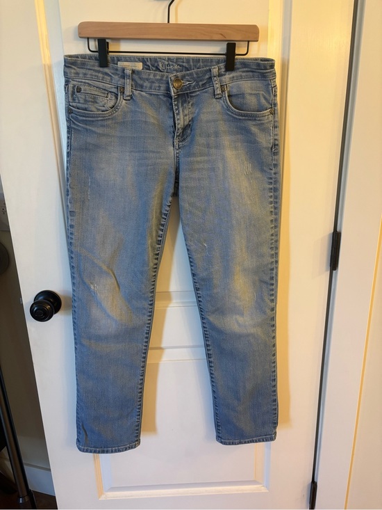 Kut from the Kloth Denim - Kut From the Kloth Catherine Boyfriend Mid Rise Light Wash Denim Jeans
